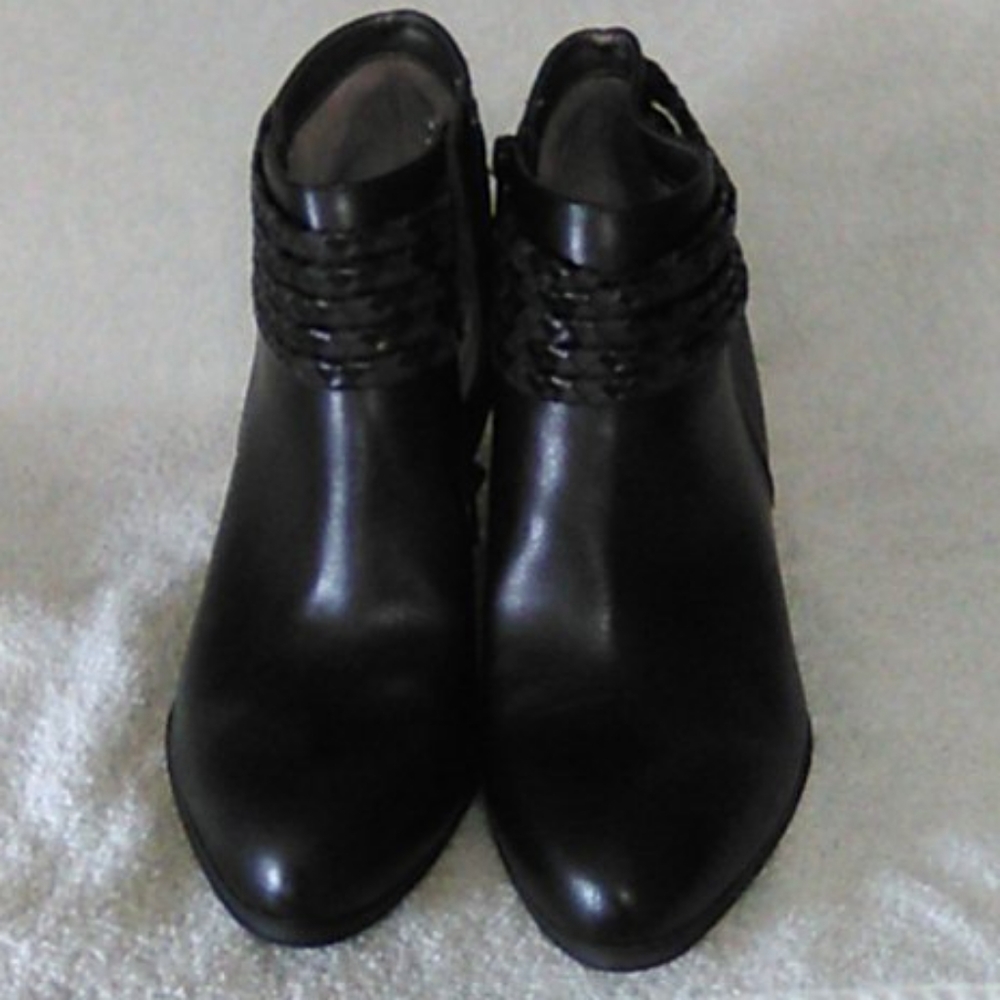 Women's boots